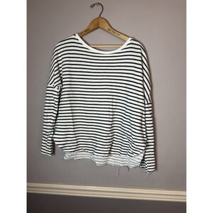 Sundays two black and White lightweight sweater